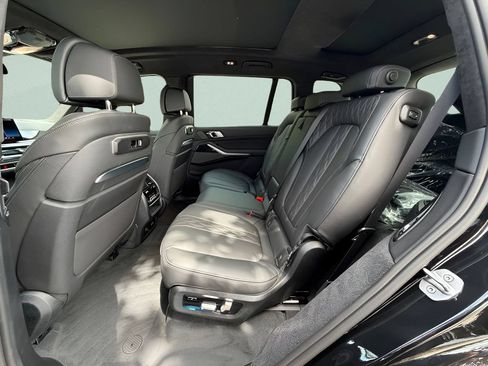 New 2027 BMW X7 xDrive40i w/ Executive Package AWD/4WD image 21