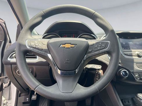Used 2019 Chevrolet Cruze LT FWD image 25