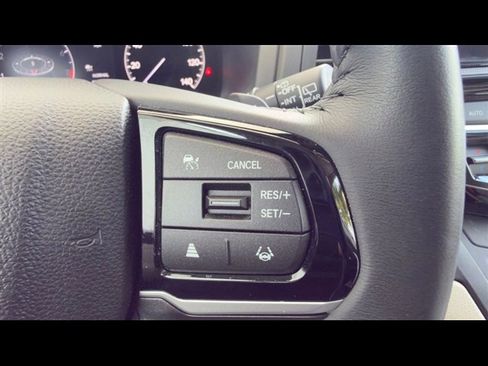 Certified 2025 Honda Odyssey EX-L image 30