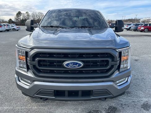 Used 2022 Ford F150 XLT w/ Equipment Group 302A High image 10