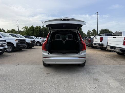 Used 2022 Volvo XC90 T8 Inscription w/ Advanced Package AWD/4WD image 38