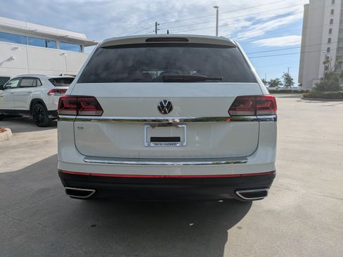 Certified 2023 Volkswagen Atlas SE FWD image 4