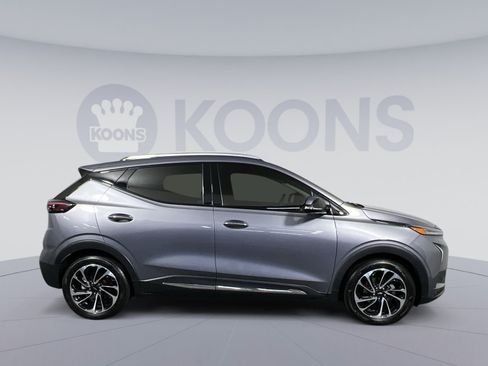 Used 2023 Chevrolet Bolt EUV Premier FWD image 12