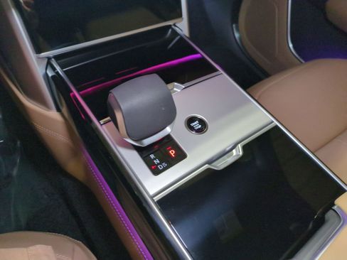 New 2026 Land Rover Range Rover SE image 22