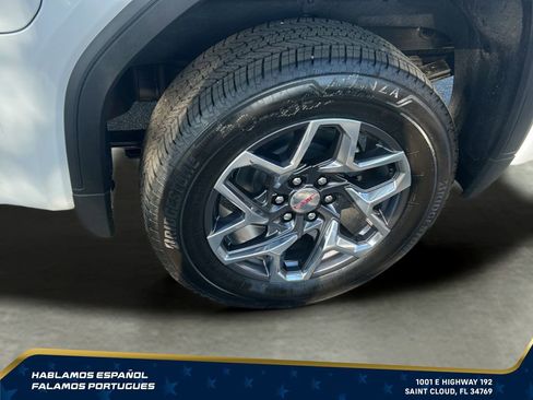 New 2026 GMC Sierra 1500 SLE w/ Preferred Package RWD image 11