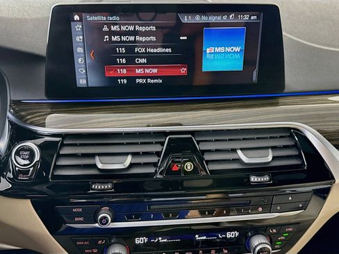 Used 2018 BMW 530i w/ Premium Package RWD image 18