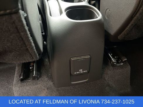 Certified 2022 Chevrolet Trax LT w/ LT Convenience Package image 20