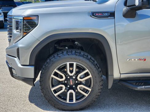 Used 2024 GMC Sierra 1500 AT4 w/ Technology Package AWD/4WD image 26