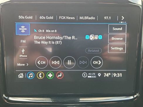 Used 2023 Chevrolet Traverse LT image 13