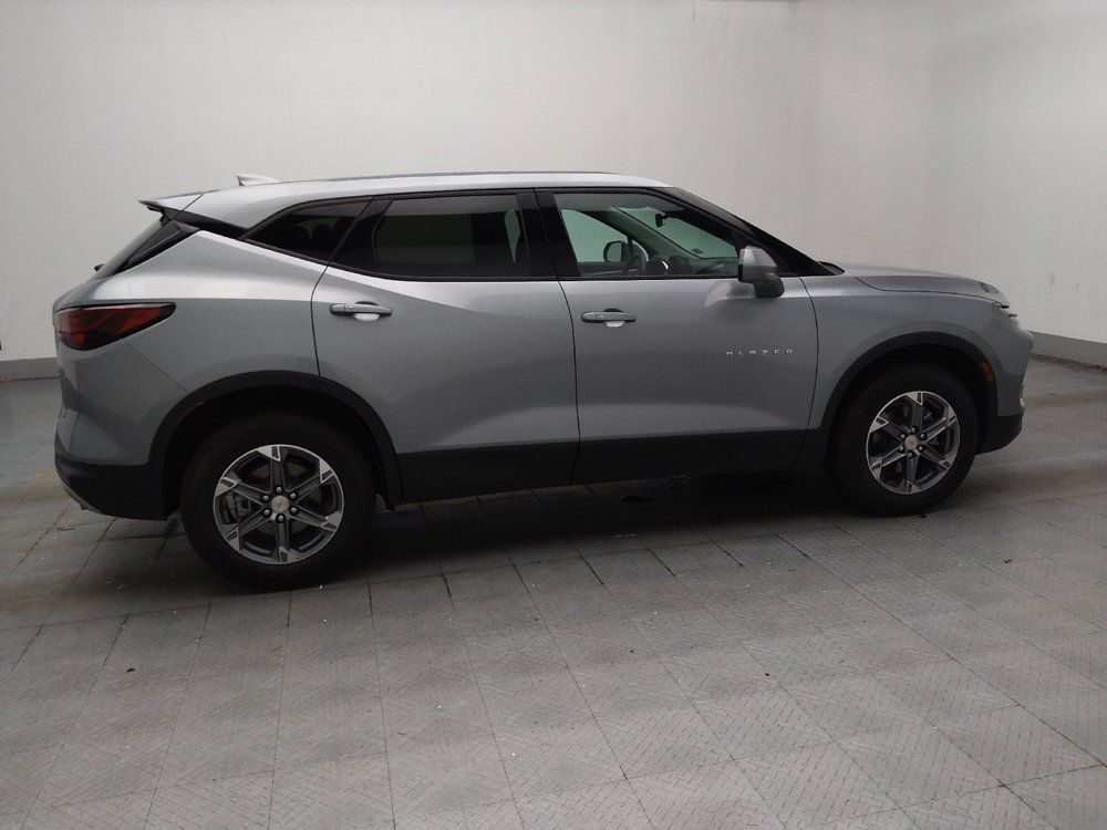 Used 2025 Chevrolet Blazer LT AWD/4WD image 10