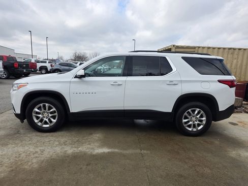 Used 2019 Chevrolet Traverse LT image 4