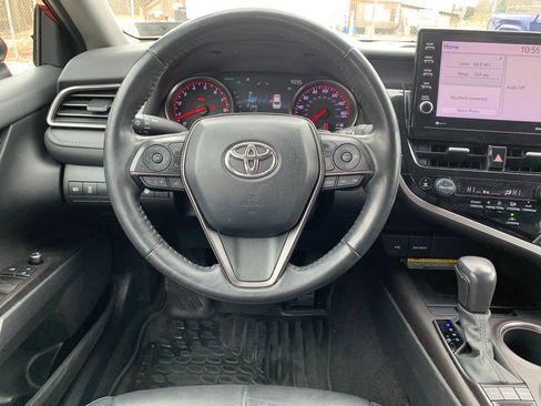 Used 2021 Toyota Camry XSE image 17