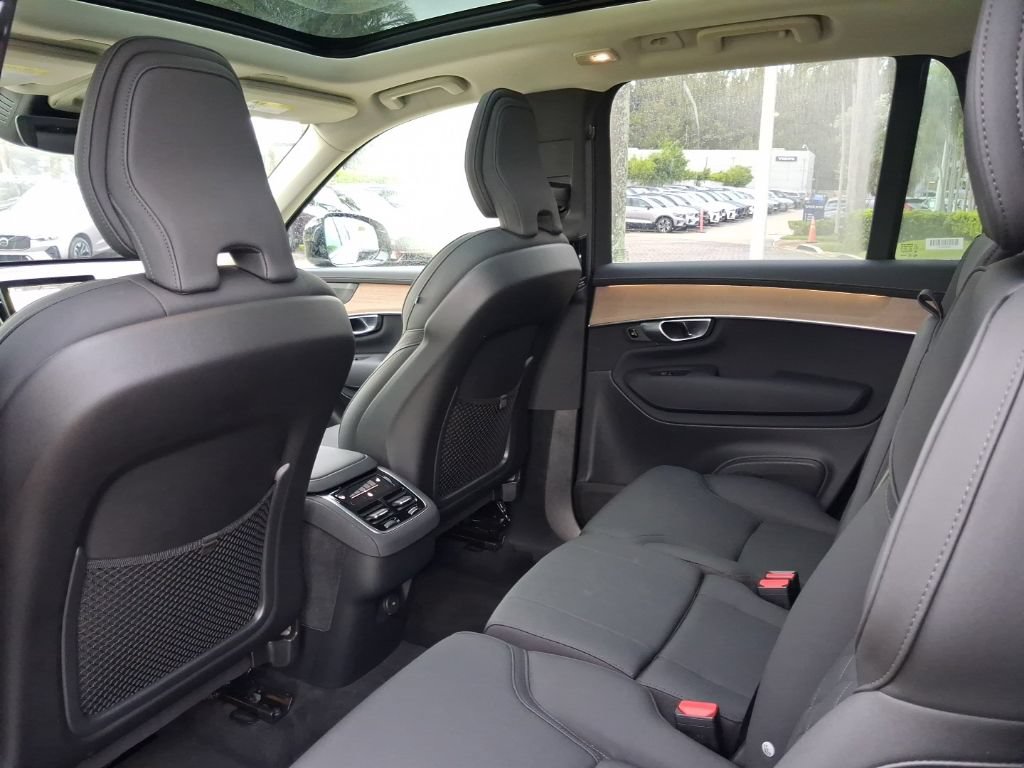 Used 2026 Volvo XC90 B6 Plus AWD/4WD image 7