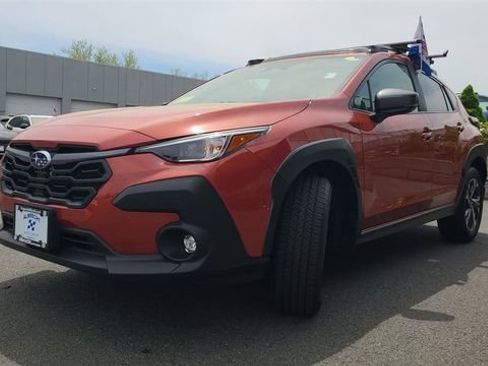 Certified 2025 Subaru Crosstrek 2.0i Premium AWD/4WD image 4