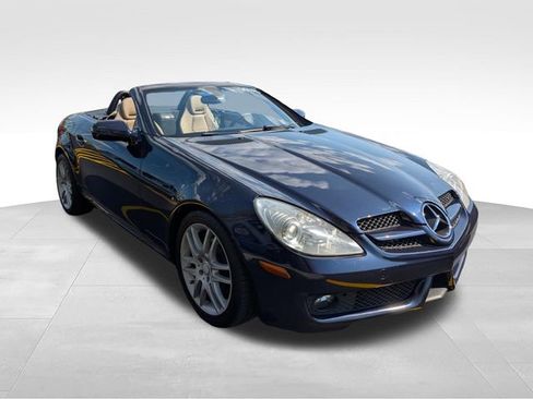 Used 2009 Mercedes-Benz SLK 300 image 13