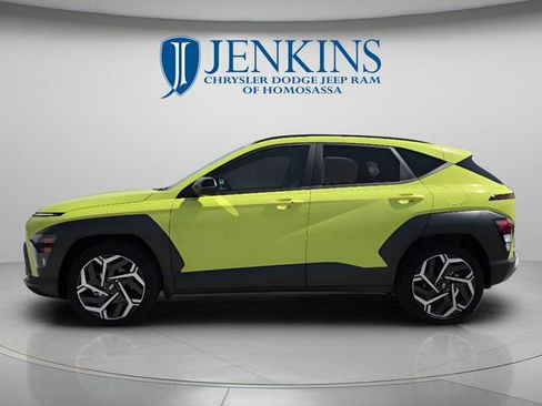 Used 2026 Hyundai Kona SEL Premium FWD image 9