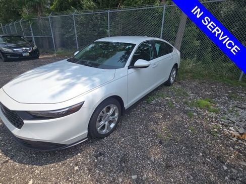 Used 2023 Honda Accord LX image 3