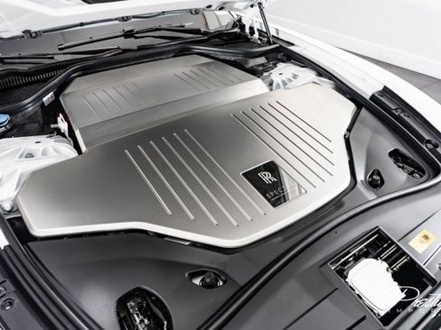 Used 2024 Rolls-Royce Spectre w/ Spectre Launch Package image 5