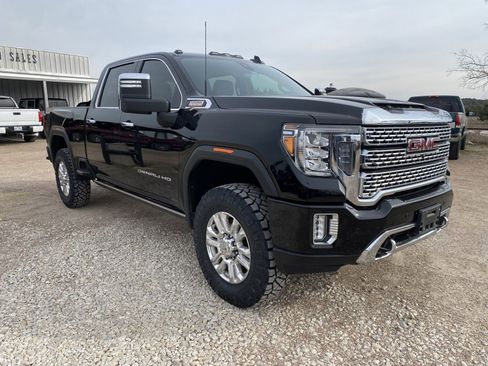 Used 2021 GMC Sierra 2500 Denali w/ Denali Ultimate Package image 3