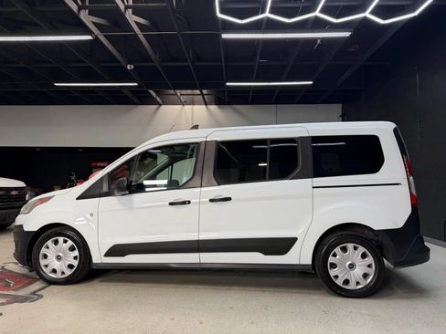 Used 2020 Ford Transit Connect XL FWD image 16