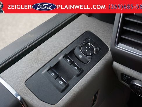 Used 2018 Ford F150 XLT AWD/4WD image 27