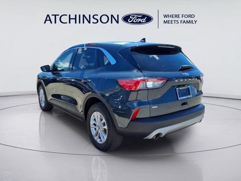Certified 2022 Ford Escape SE w/ Cold Weather Package AWD/4WD image 6