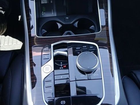 New 2026 BMW X5 sDrive40i RWD image 22