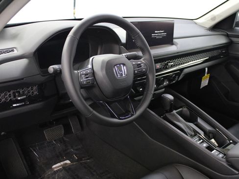 New 2025 Honda Accord EX-L image 4