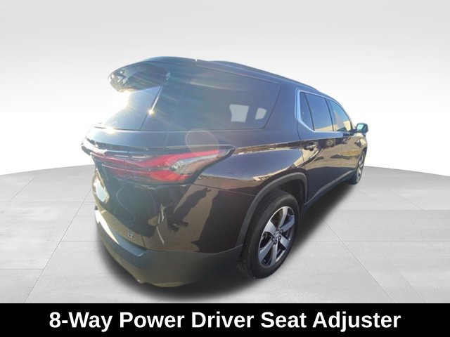 Used 2022 Chevrolet Traverse LT w/ LT Premium Package AWD/4WD image 15