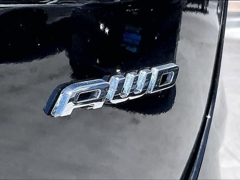 Certified 2024 Ford Edge Titanium w/ Equipment Group 301A AWD/4WD image 7