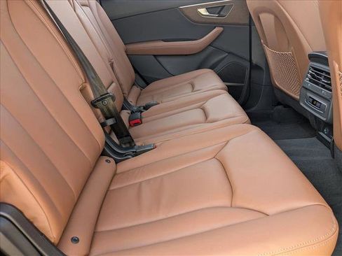 Certified 2025 Audi Q7 2.0T Premium Plus w/ Premium Plus Package image 18