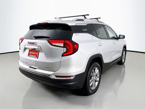 Used 2022 GMC Terrain SLT w/ Infotainment Package II image 7