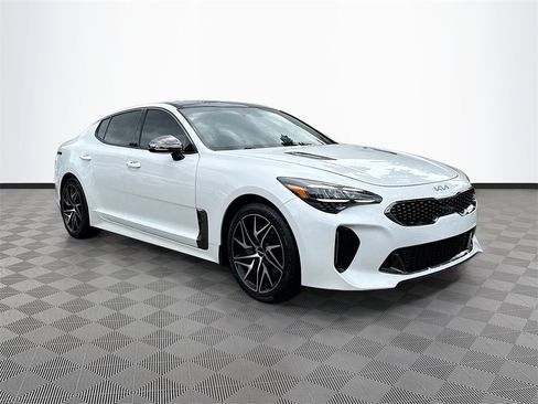Used 2022 Kia Stinger GT-Line w/ Sun & Sound Package image 4