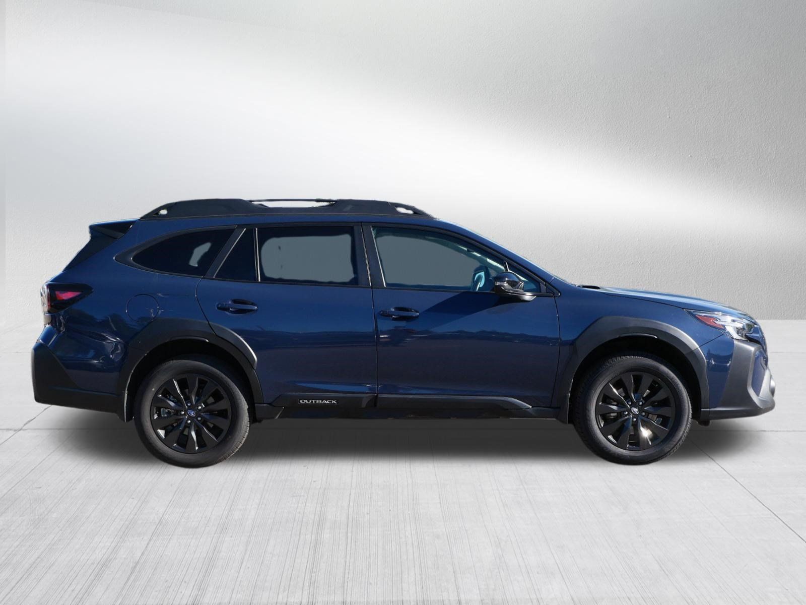 Used 2025 Subaru Outback Onyx Edition AWD/4WD image 8