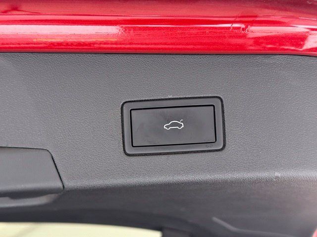 Used 2024 Volkswagen ID.4 S RWD image 5