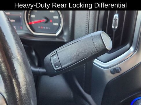 Used 2020 Chevrolet Silverado 1500 LT Trail Boss w/ Convenience Package image 45