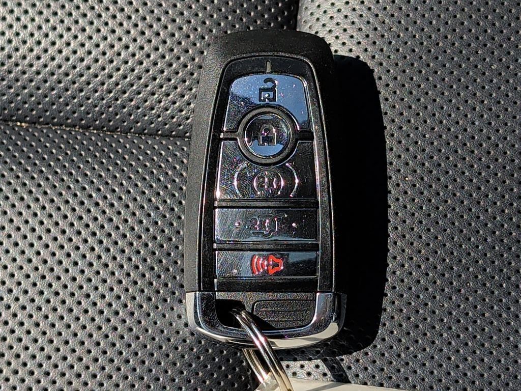 Used 2025 Lincoln Aviator Reserve w/ Jet Appearance Package AWD/4WD image 39