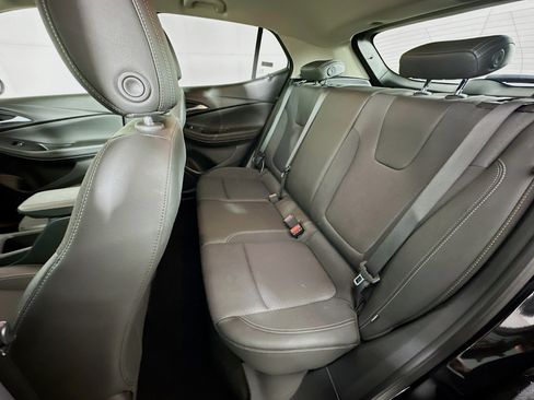 Used 2025 Buick Encore GX Preferred FWD image 26