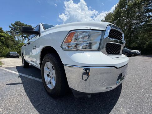 Used 2018 RAM 1500 Tradesman w/ Popular Equipment Group RWD image 9