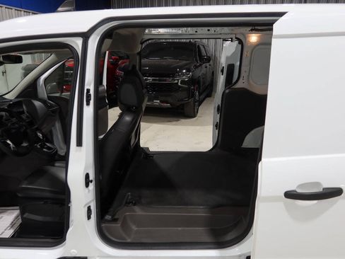 Used 2023 Ford Transit Connect XL FWD image 22