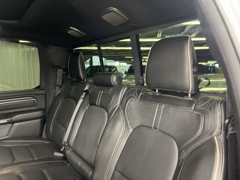 Used 2019 RAM 1500 Limited image 11