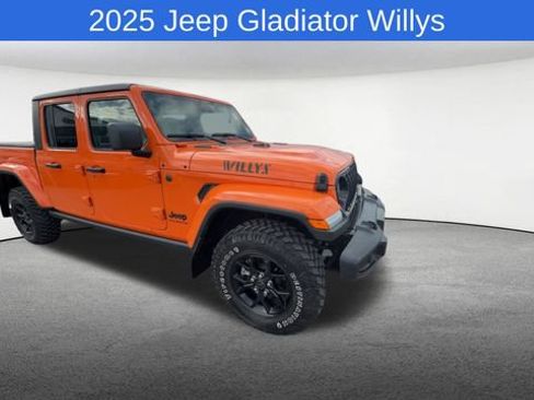 Used 2025 Jeep Gladiator Sport AWD/4WD image 2