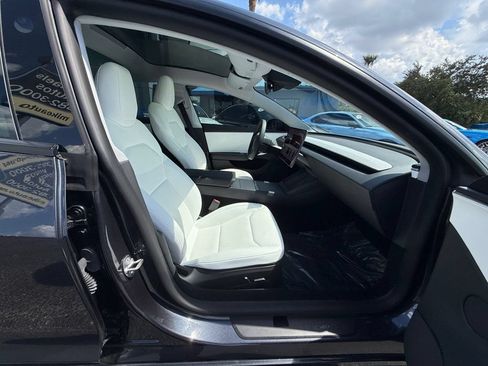Used 2025 Tesla Model 3 Long Range AWD/4WD image 25