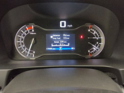 Used 2016 Honda Pilot Touring image 23