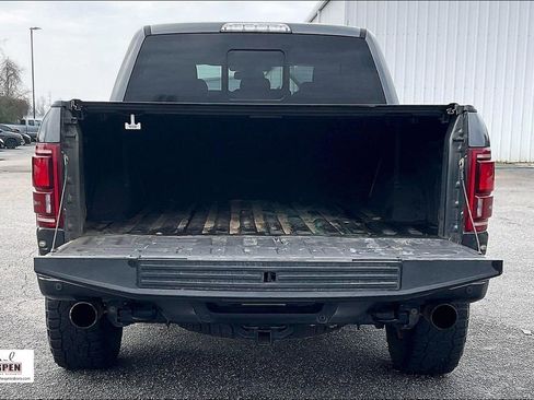Used 2018 Ford F150 Raptor w/ Equipment Group 802A Luxury image 17