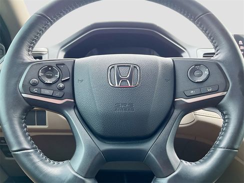 Used 2024 Honda Odyssey EX-L image 11