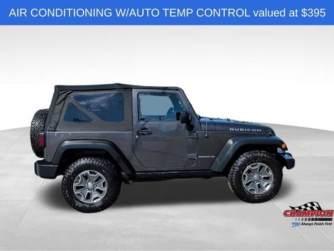 Used 2014 Jeep Wrangler Rubicon w/ Power Convenience Group AWD/4WD image 8