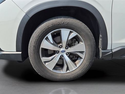 Used 2023 Subaru Ascent Premium w/ Convenience Package AWD/4WD image 23