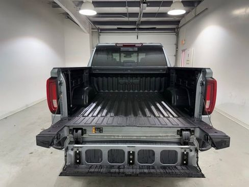 Certified 2023 GMC Sierra 1500 SLT w/ SLT Premium Package AWD/4WD image 8