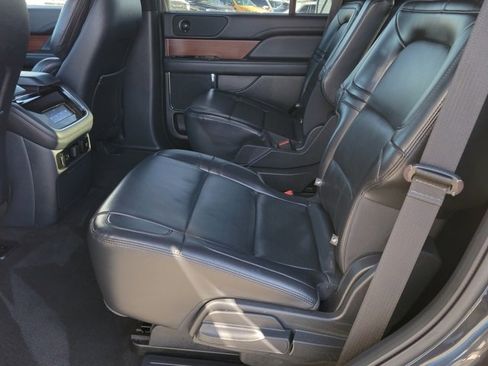 Certified 2023 Lincoln Navigator 4WD image 8